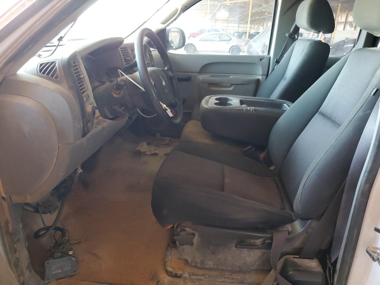 Chevrolet Silverado C1500 Image 6