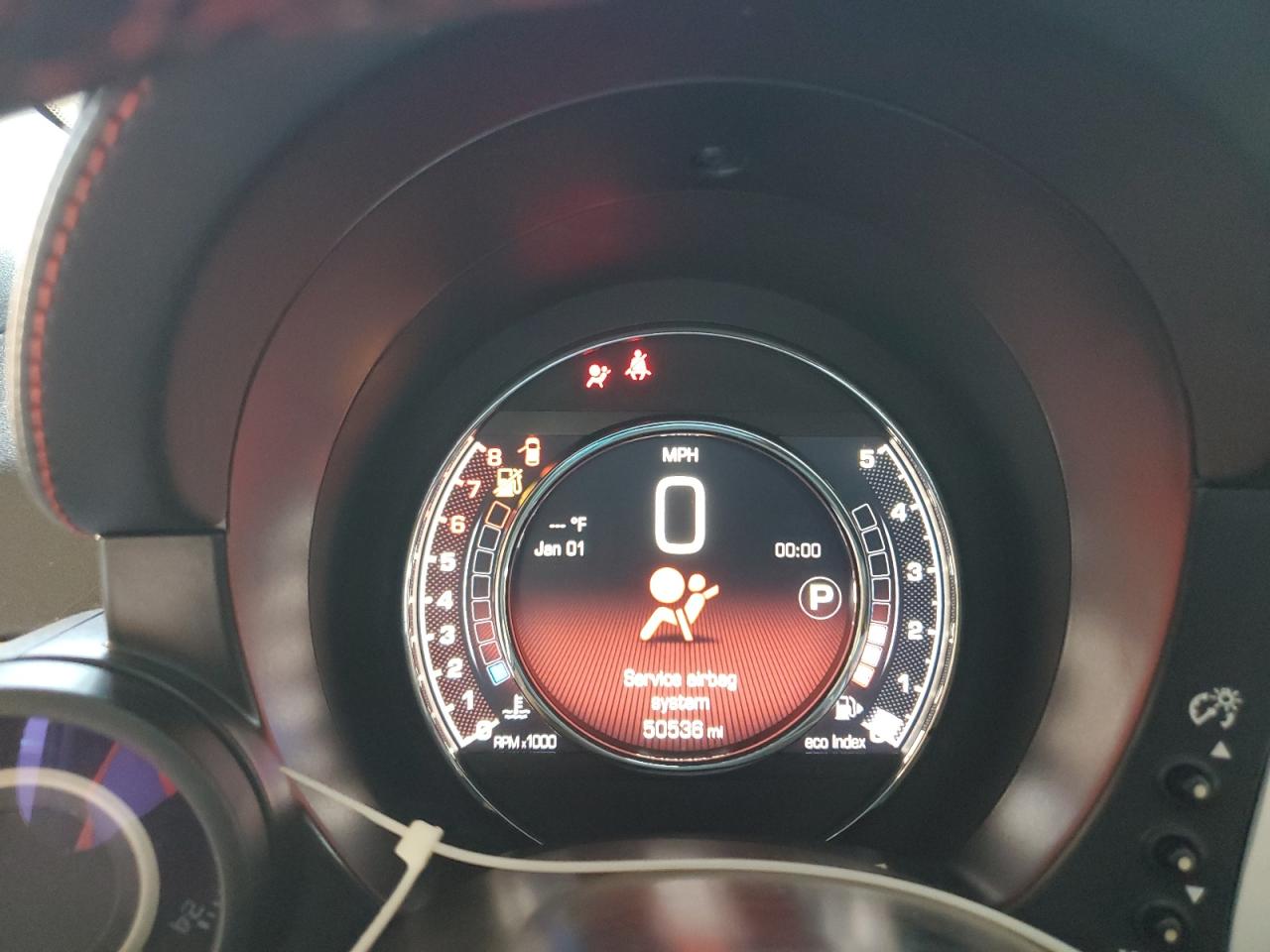 FIAT 500 Abarth Image 4