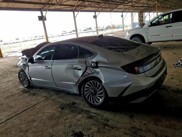 Hyundai SONATA Hybrid Image 3