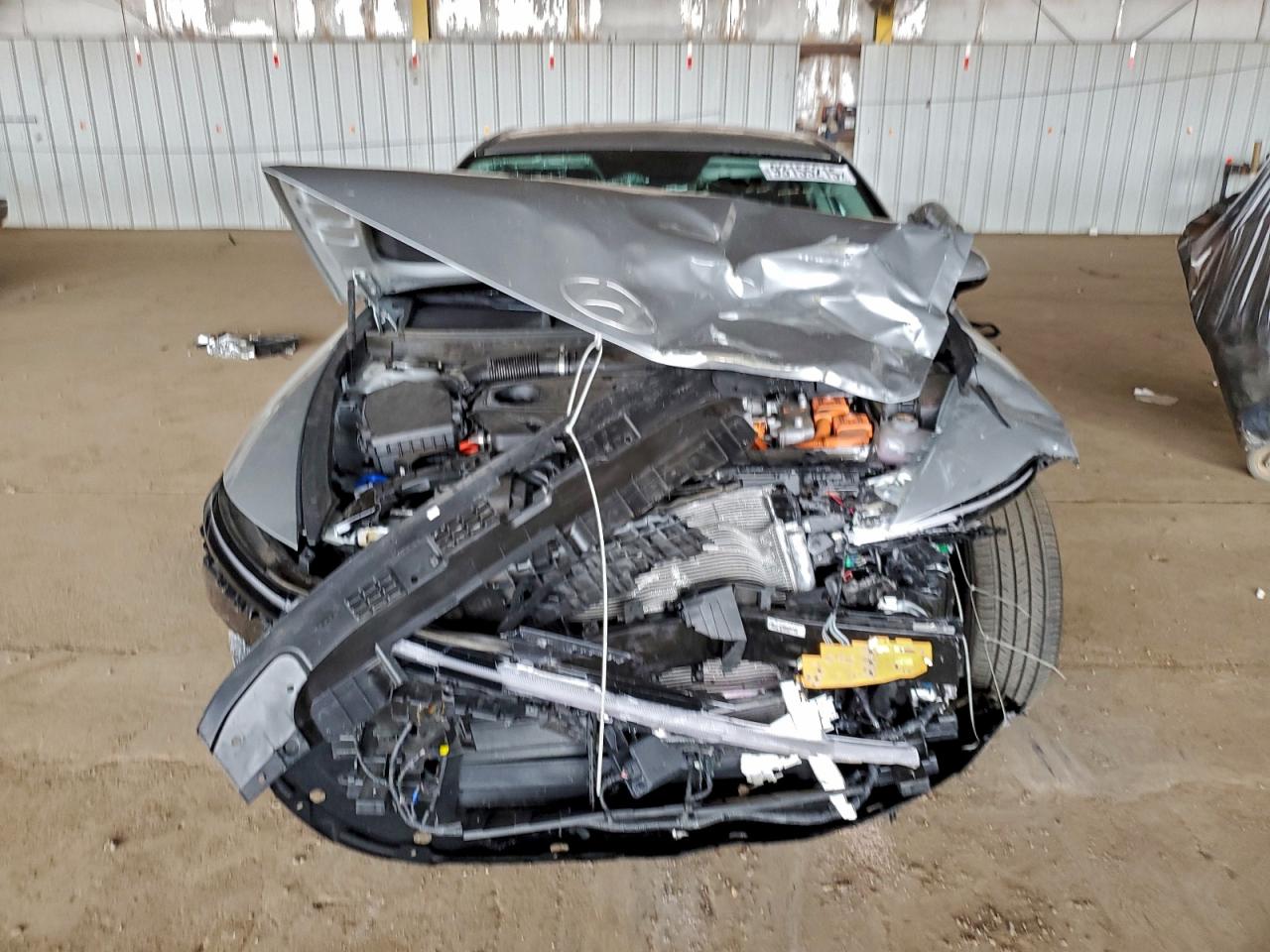 Hyundai SONATA Hybrid Image 7