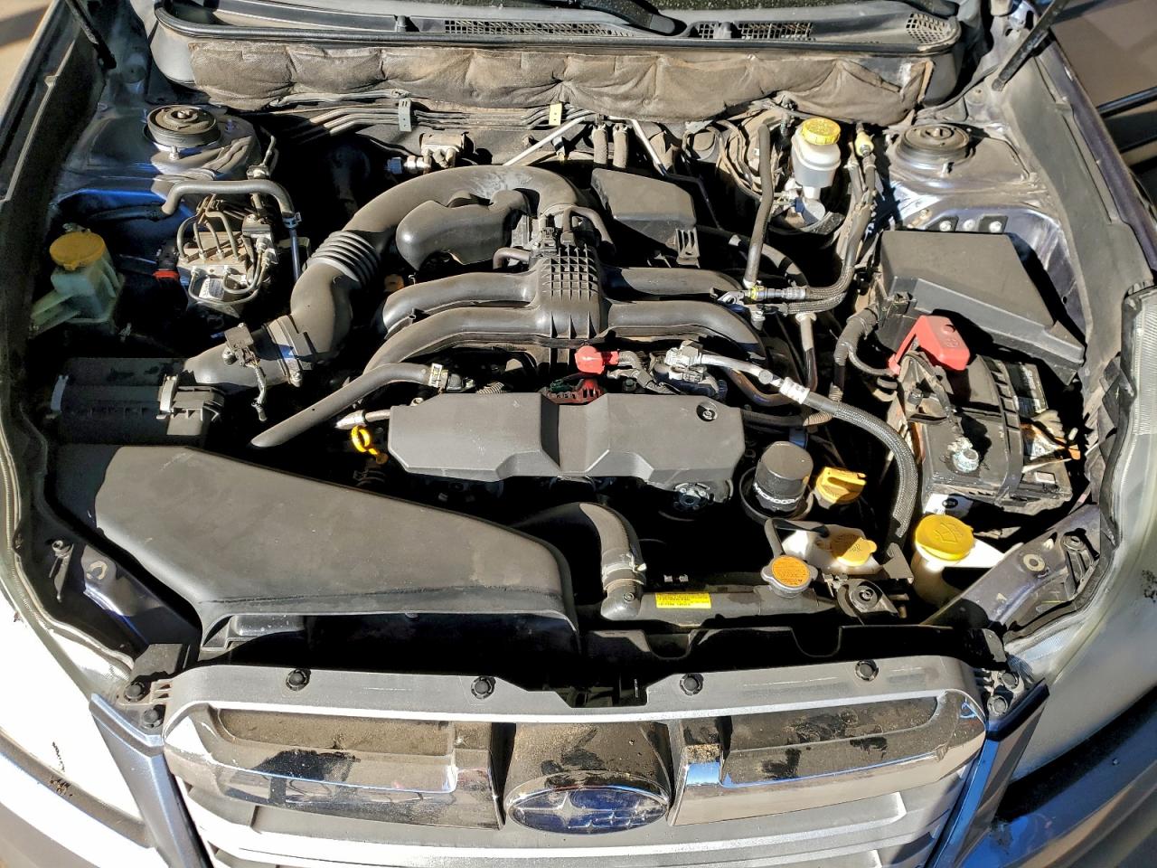 Subaru Outback 2.5i Limited Image 8