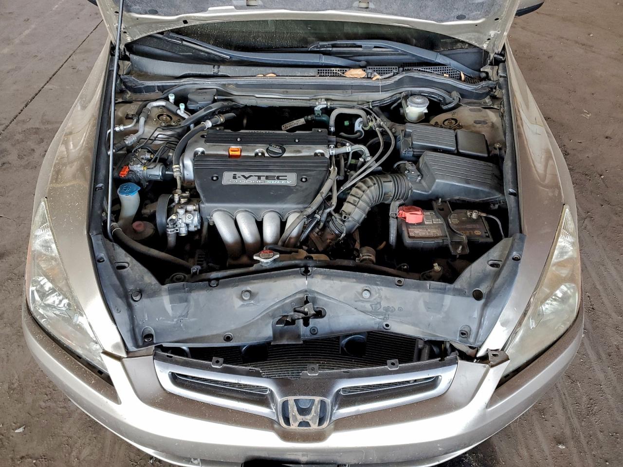 Honda Accord Lx Image 8