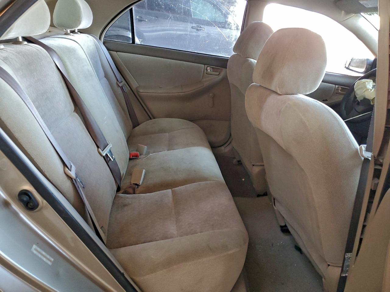 Toyota Corolla Ce Image 3