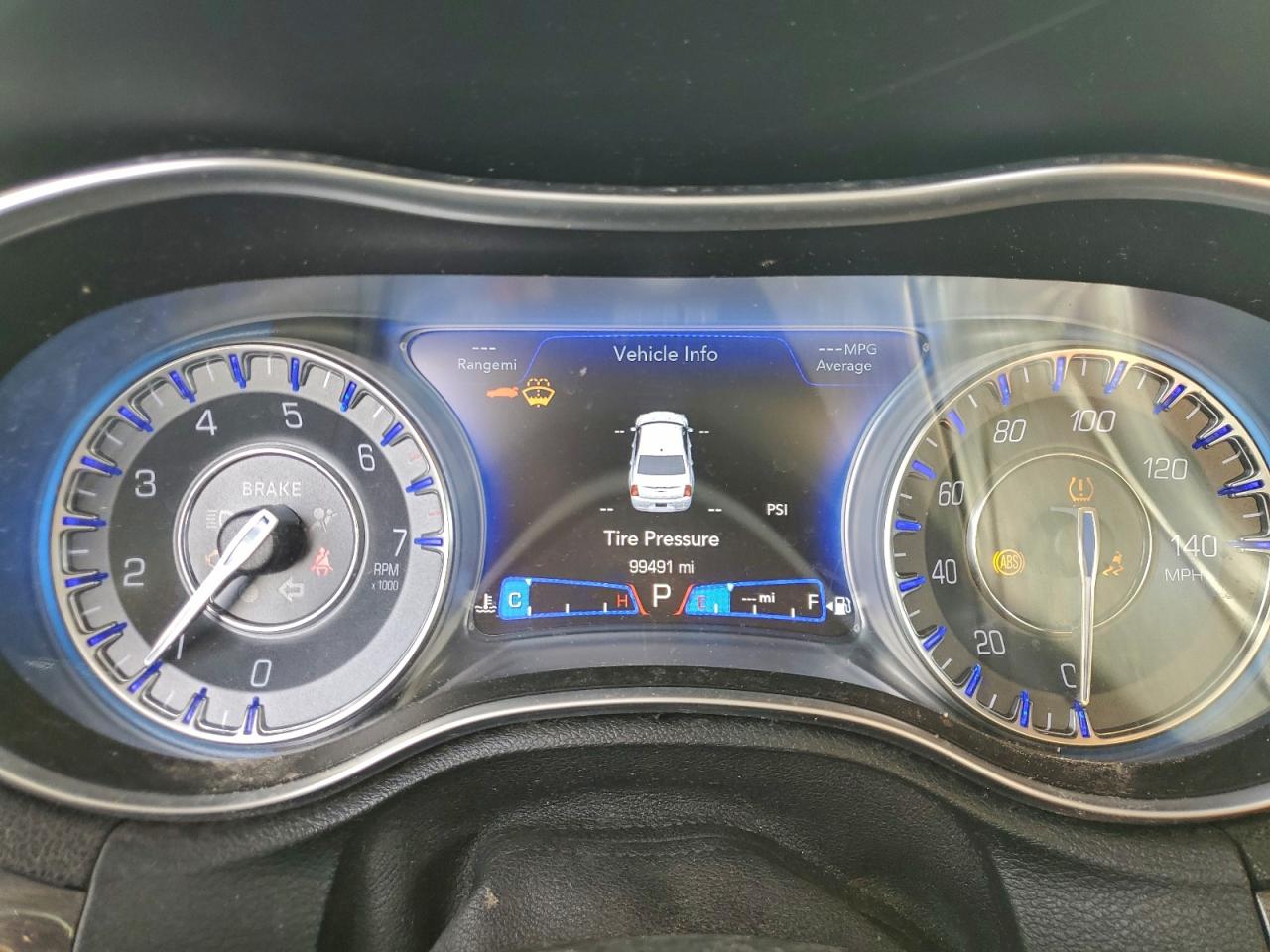 Chrysler 300 Touring Image 4