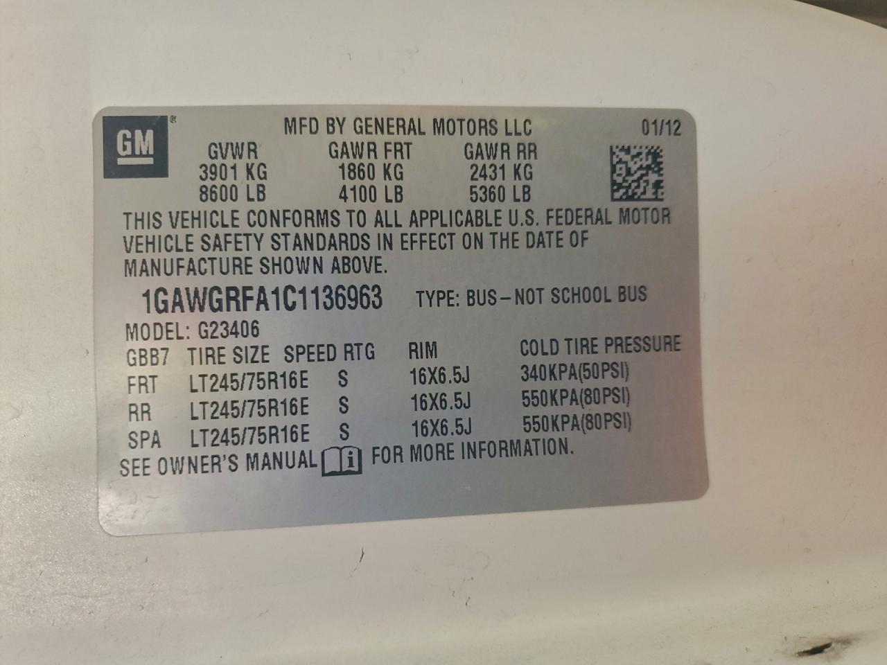 Chevrolet Express Lt Image 8