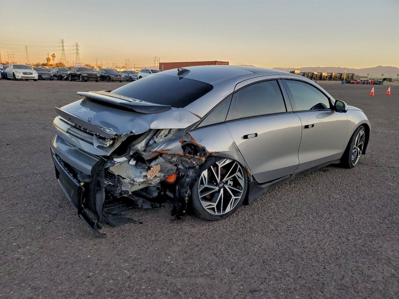 Hyundai Ioniq Limited Image 5