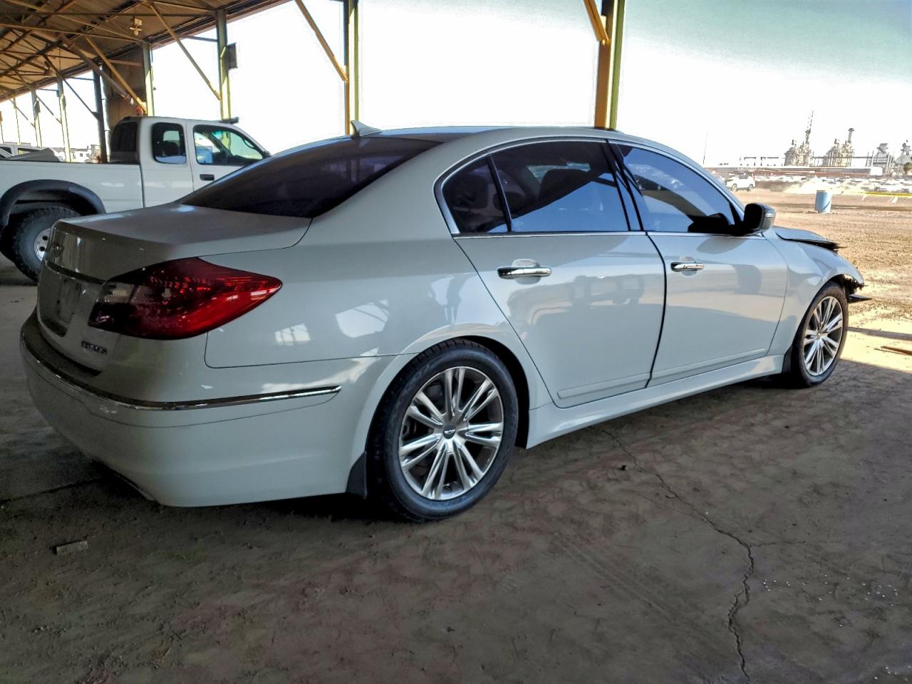 Hyundai Genesis 3.8l Image 3