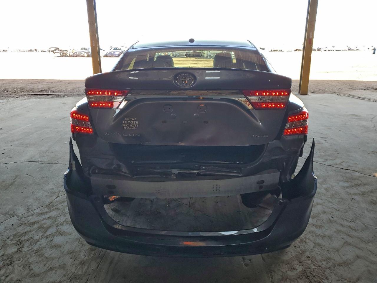 Toyota Avalon Base Image 5