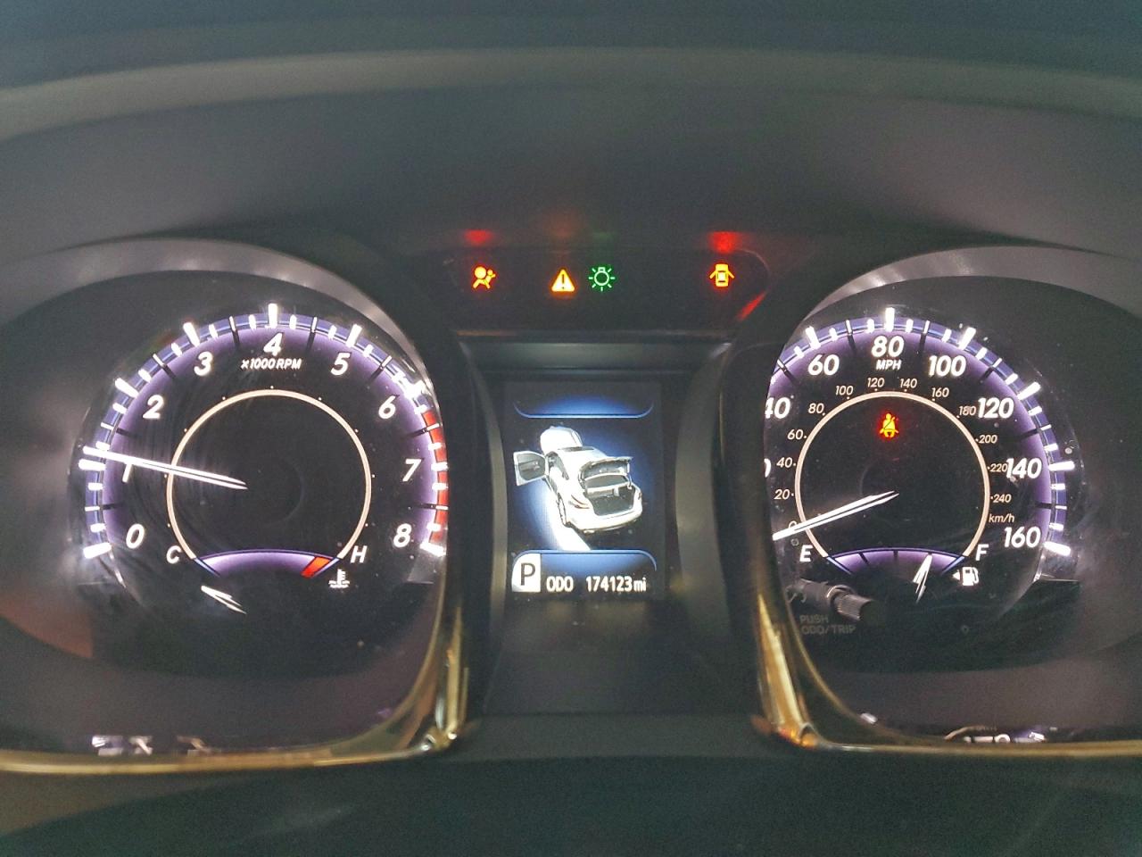 Toyota Avalon Base Image 9