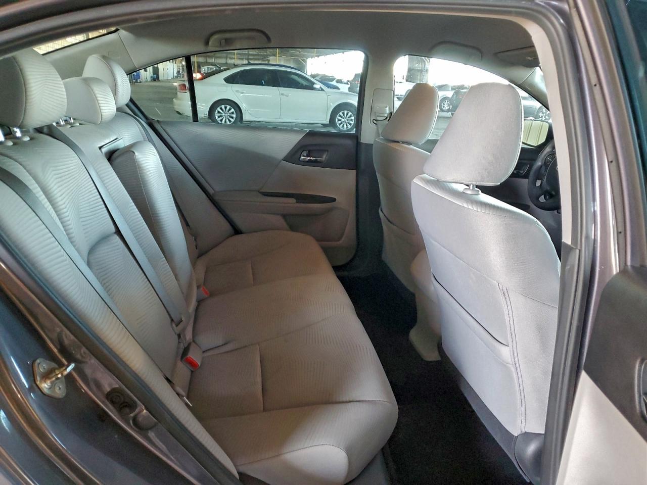 Honda Accord Lx Image 8