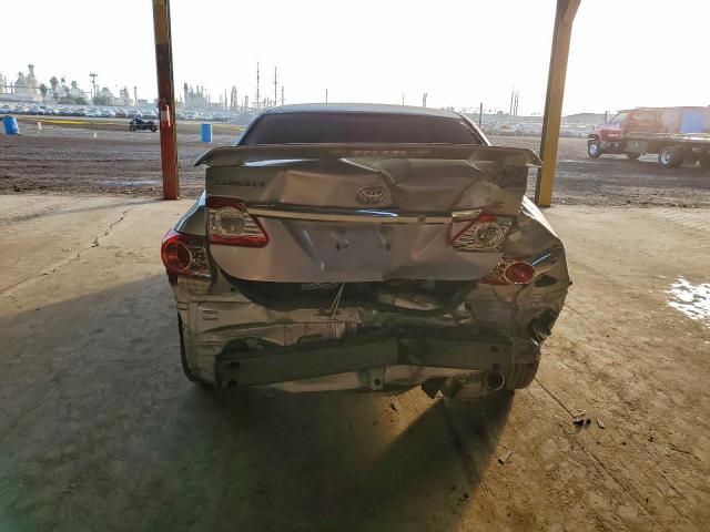 Toyota Corolla Base Image 3