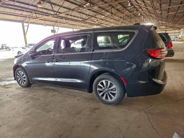 Chrysler Pacifica Hybrid Touring L Image 5