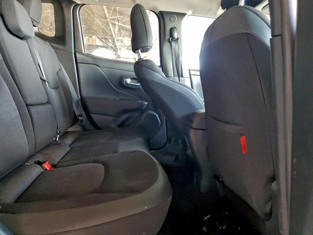 Jeep Renegade Trailhawk Image 5