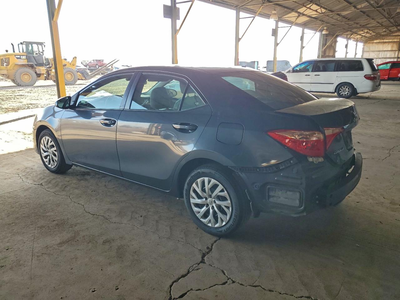 Toyota Corolla L Image 5