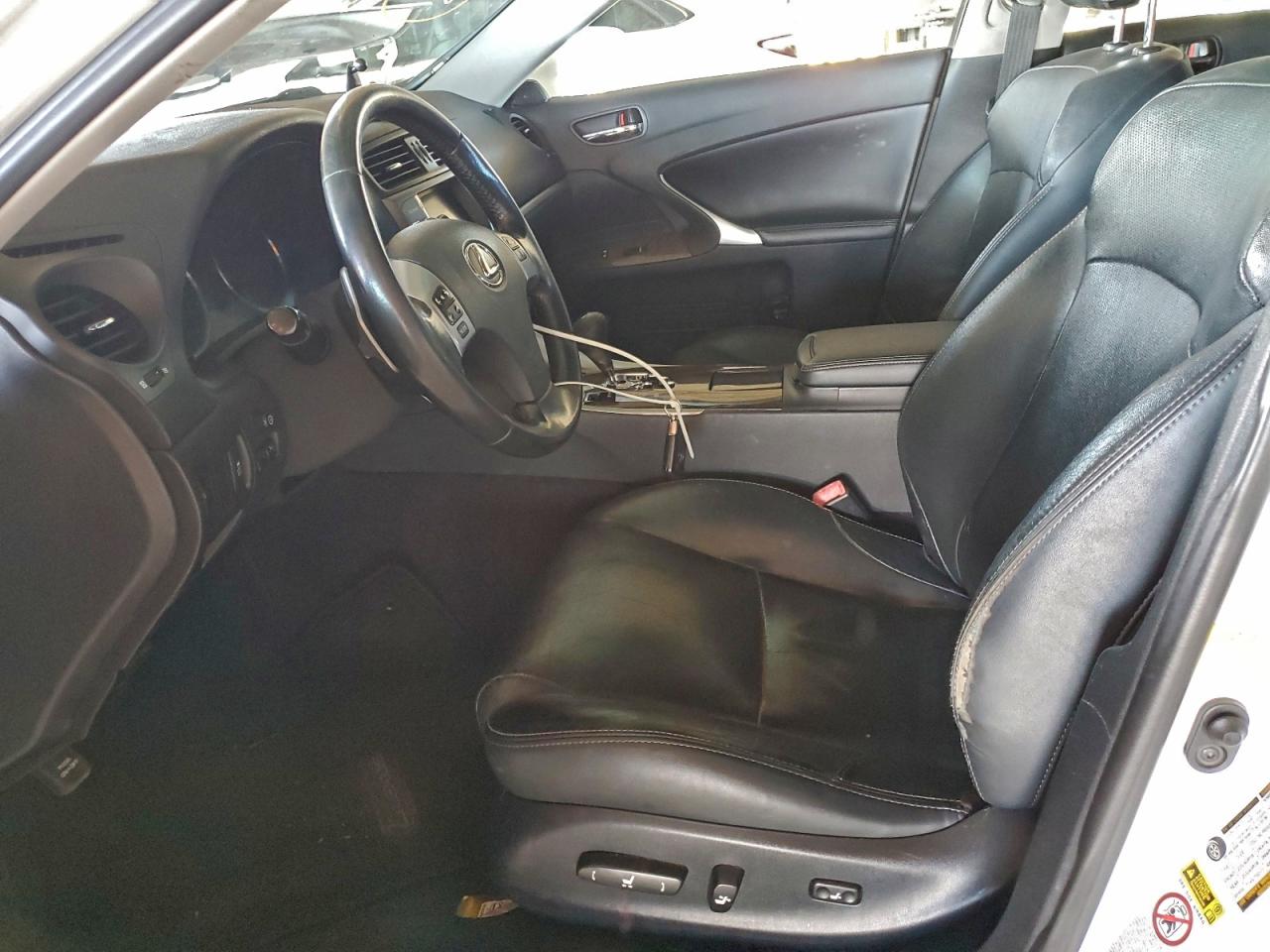 Lexus Is 250 Image 4