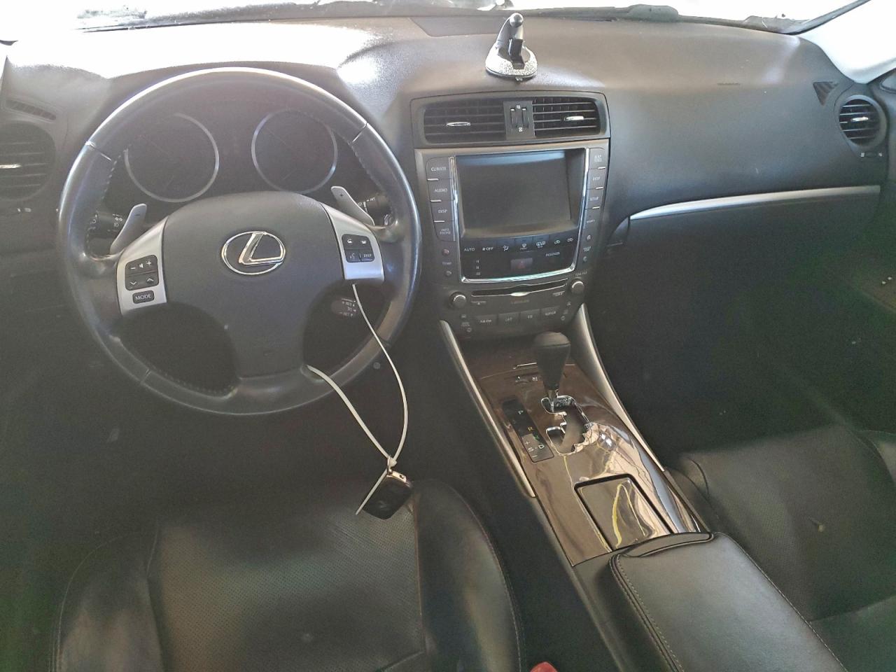 Lexus Is 250 Image 7