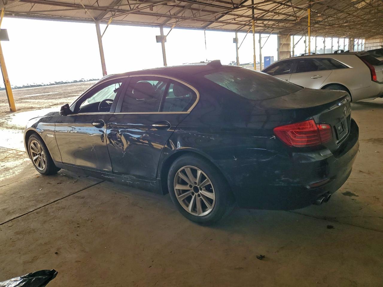 BMW 5 Series I Image 2