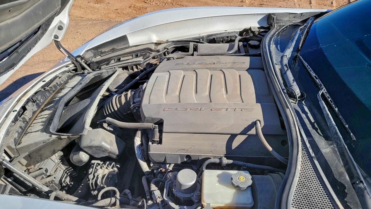 Chevrolet Corvette Stingray Z51 2lt Image 8