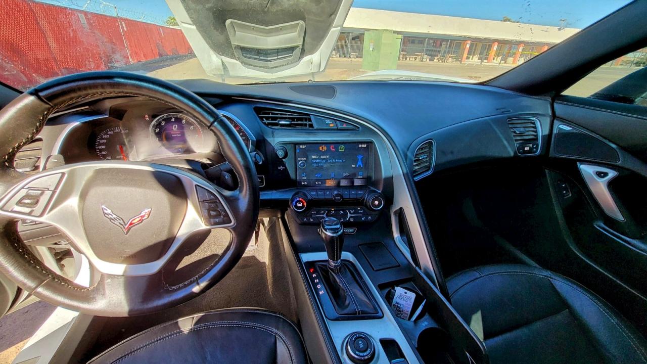 Chevrolet Corvette Stingray Z51 2lt Image 9