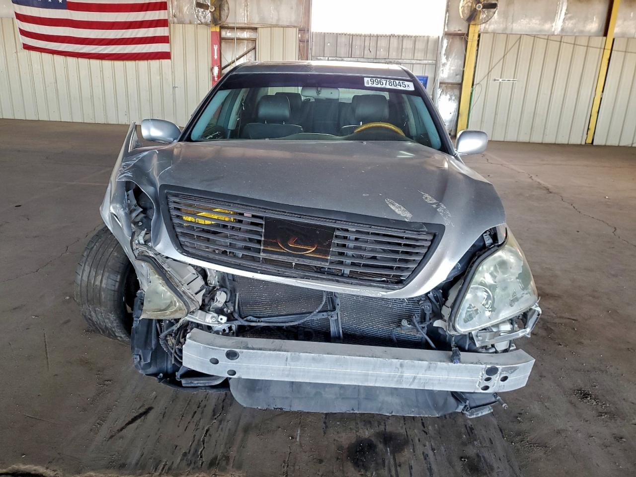 Lexus LS 430 Image 8