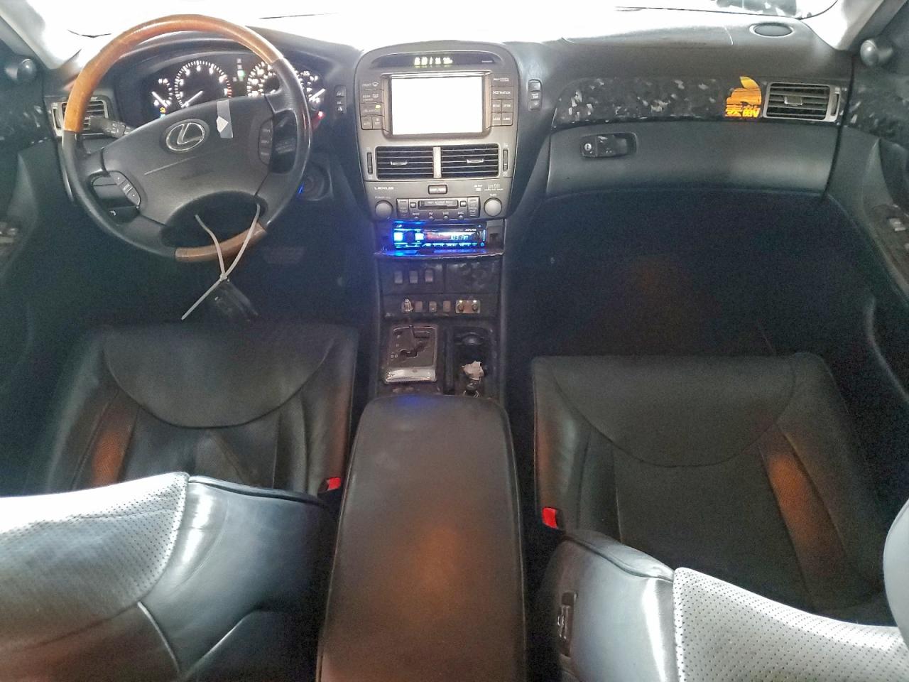 Lexus LS 430 Image 3