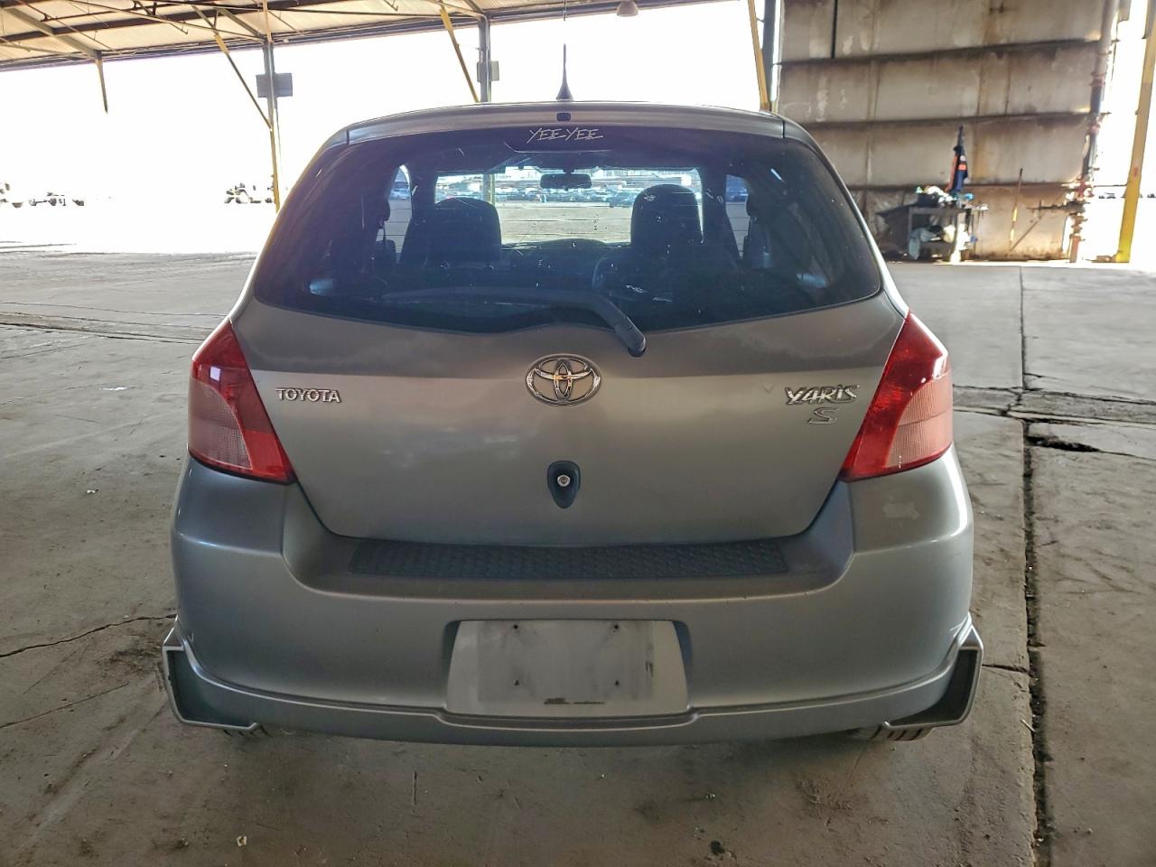 Toyota Yaris Image 9