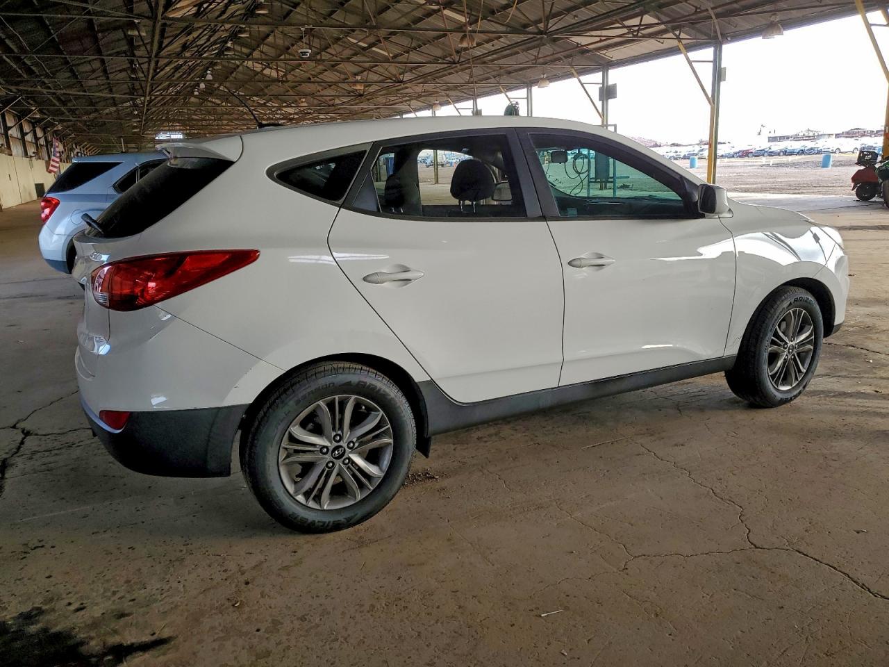Hyundai TUCSON Gls Image 11