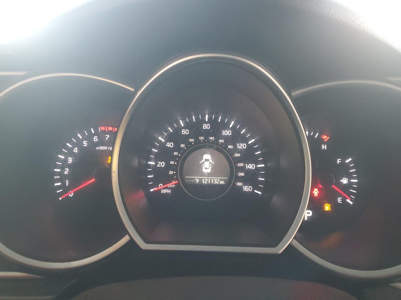 Kia Optima Lx Image 9