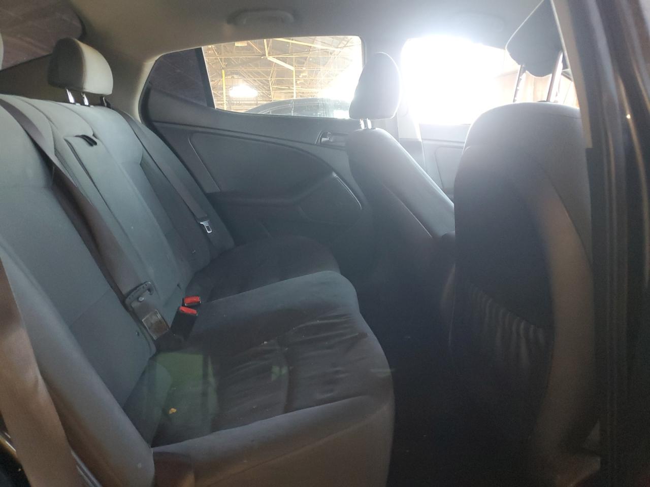 Kia Optima Lx Image 10