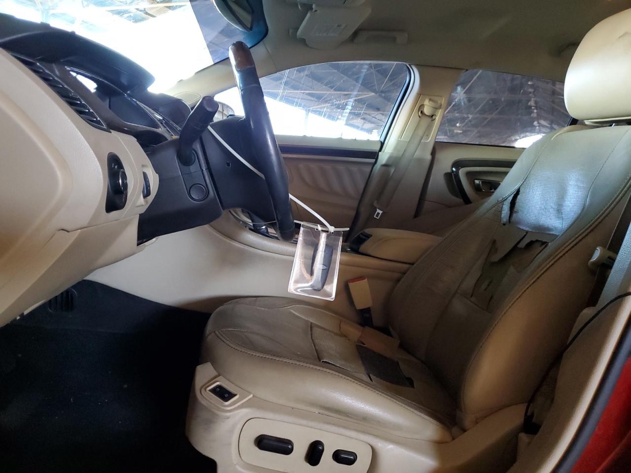 Ford Taurus Limited Image 2