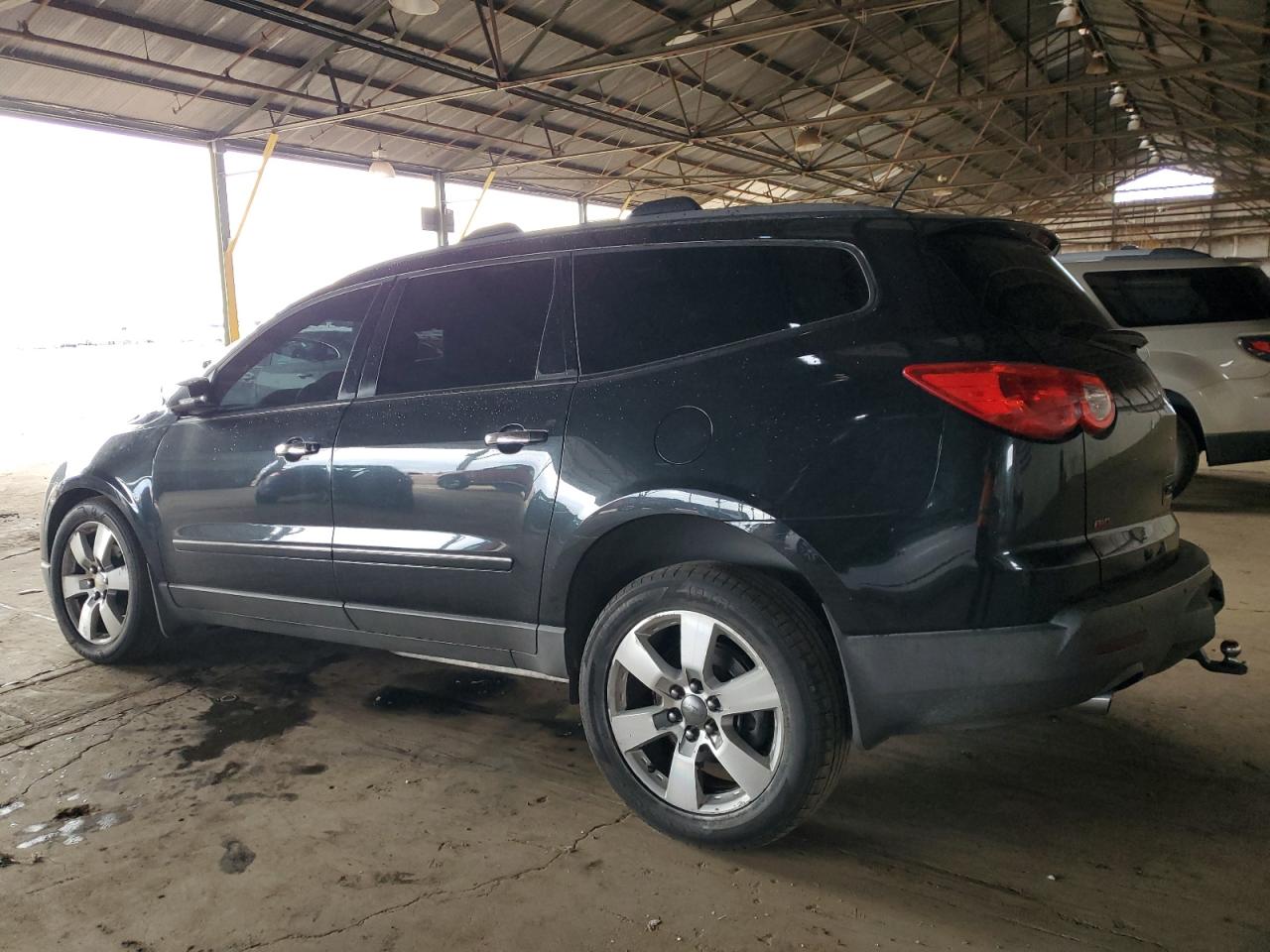 Chevrolet Traverse Ltz Image 2