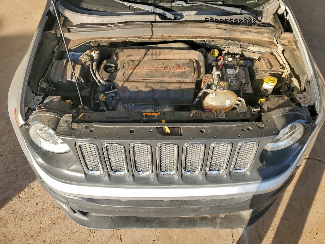 Jeep Renegade Latitude Image 10