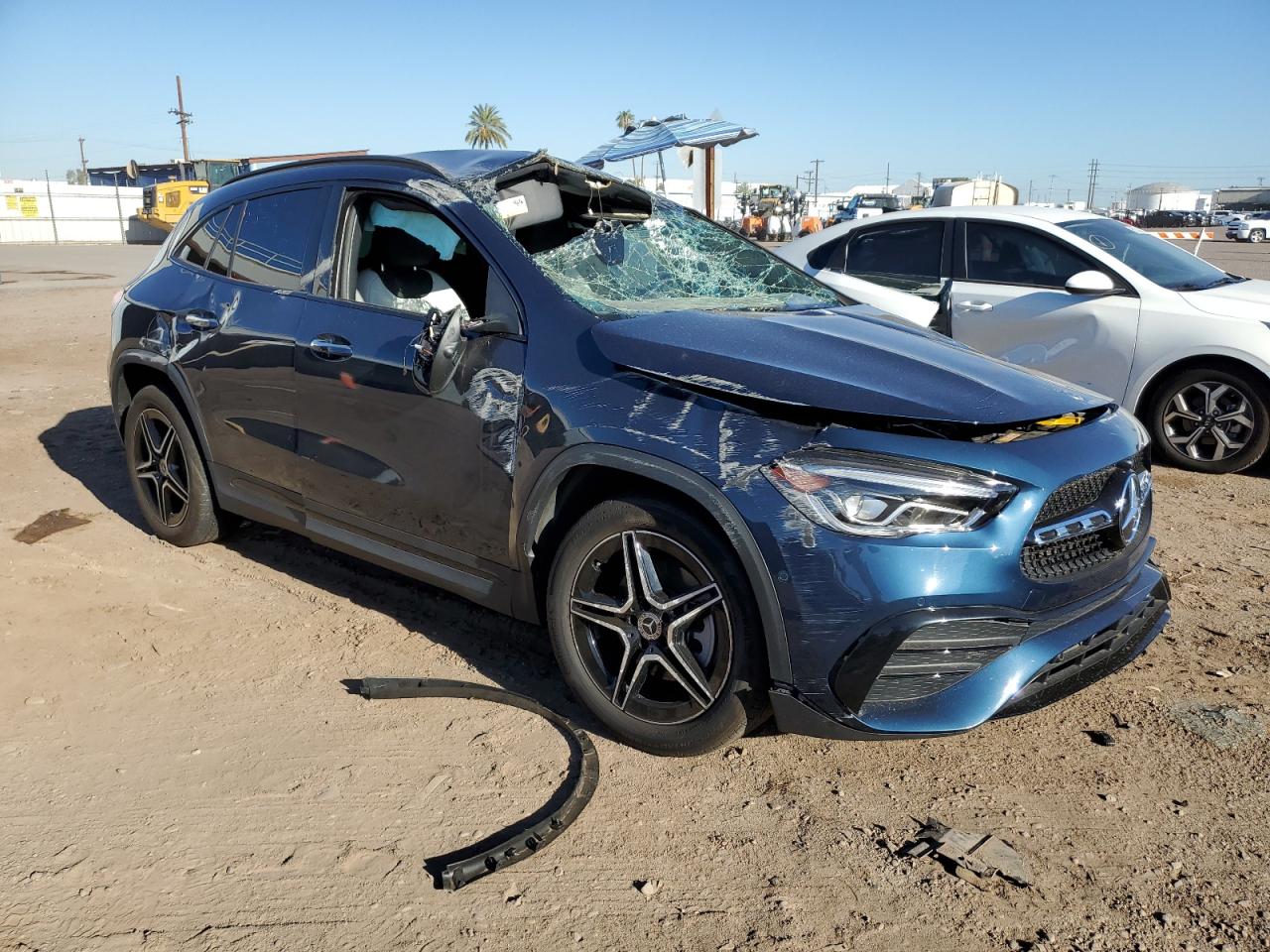 Mercedes-Benz GLA 250 4matic Image 3