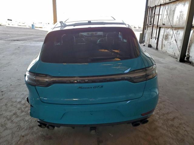 Porsche Macan Gts Image 11