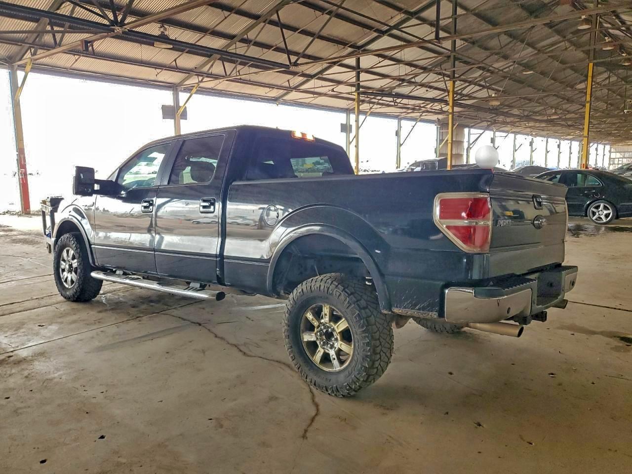 Ford F-150 Supercrew Image 4