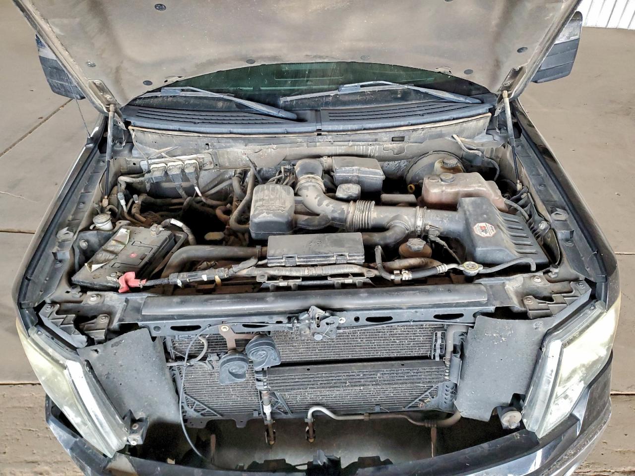 Ford F-150 Supercrew Image 10