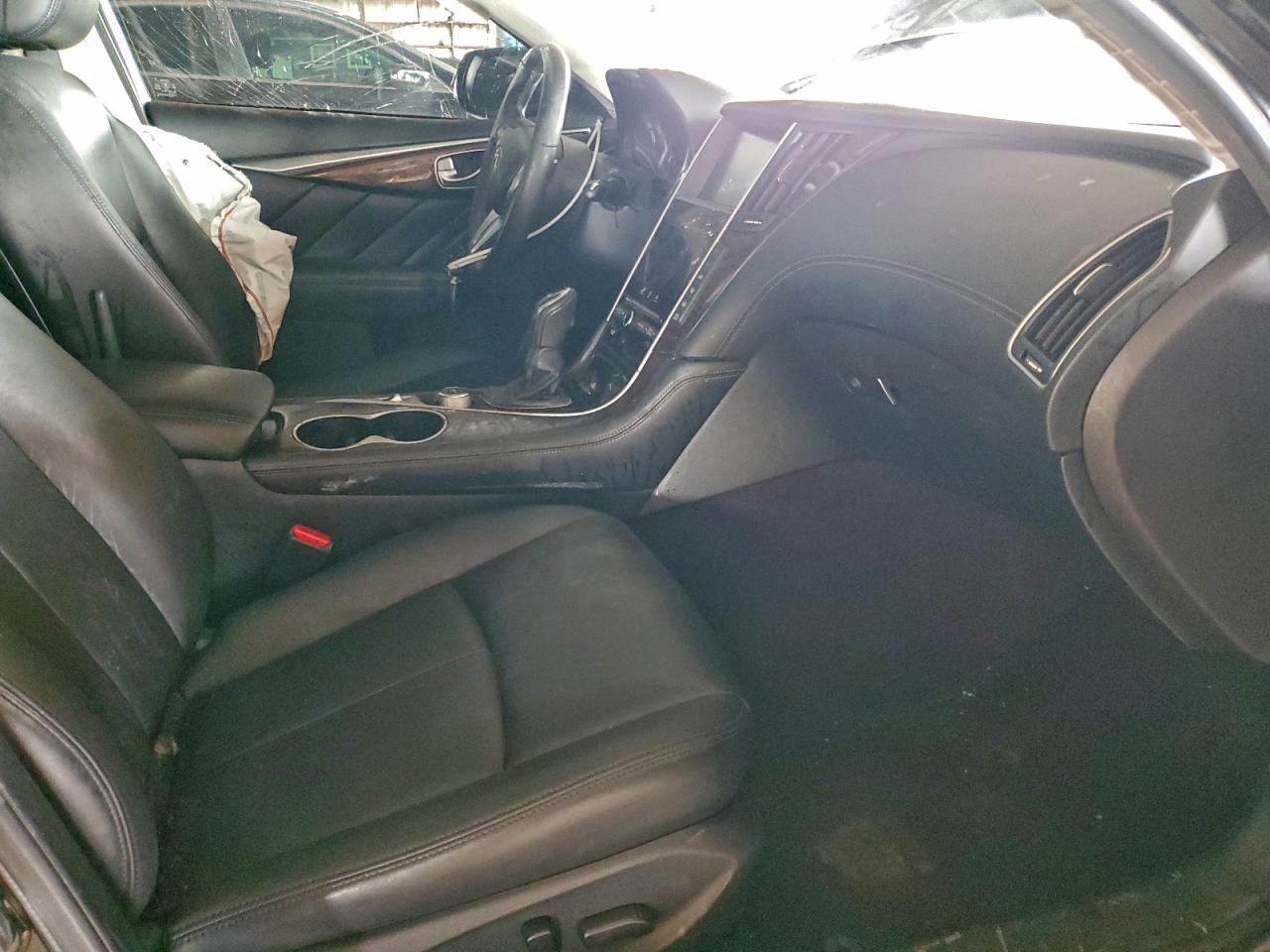 INFINITI Q50 Luxe Image 12