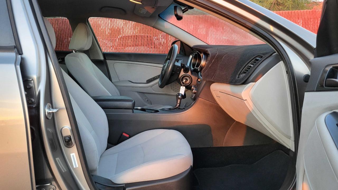 Kia Optima Lx Image 6