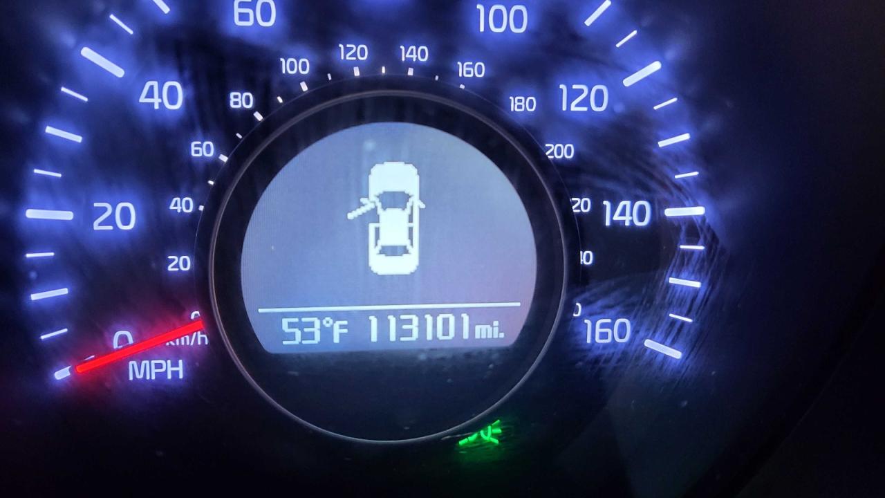 Kia Optima Lx Image 8