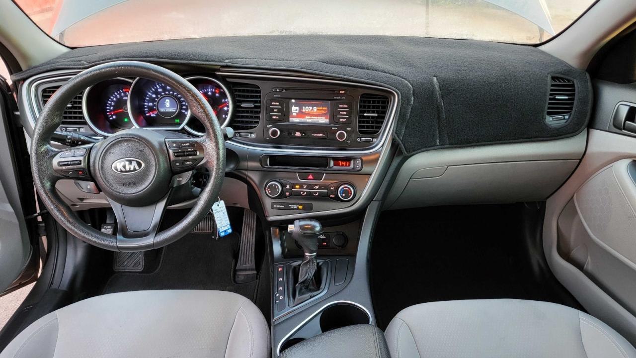 Kia Optima Lx Image 10