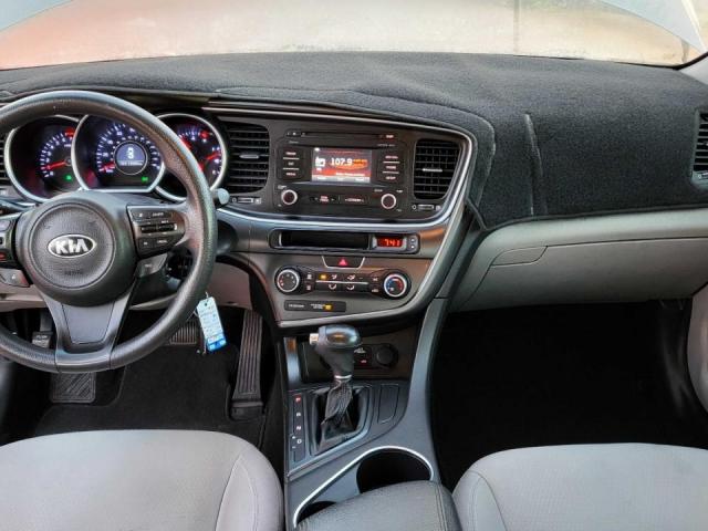 Kia Optima Lx Image 10