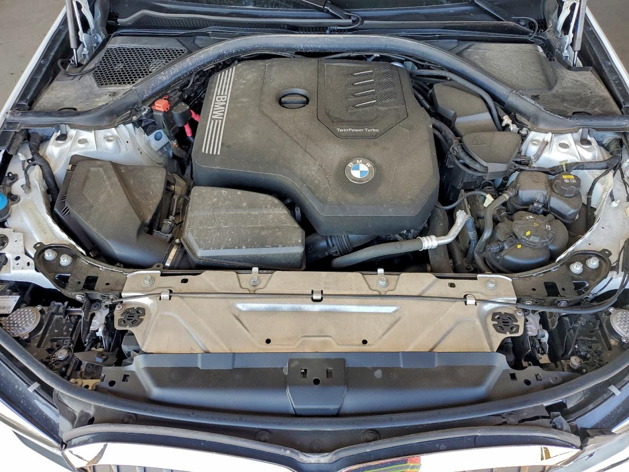 BMW 3 Series Image 12