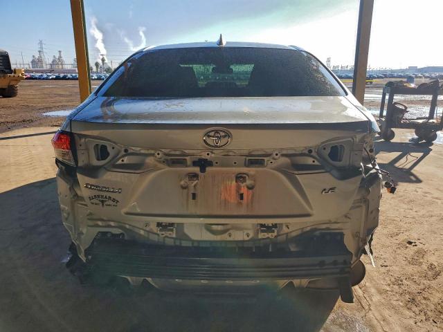 Toyota Corolla Le Image 6