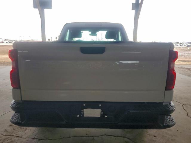 Chevrolet Silverado C1500 Image 9