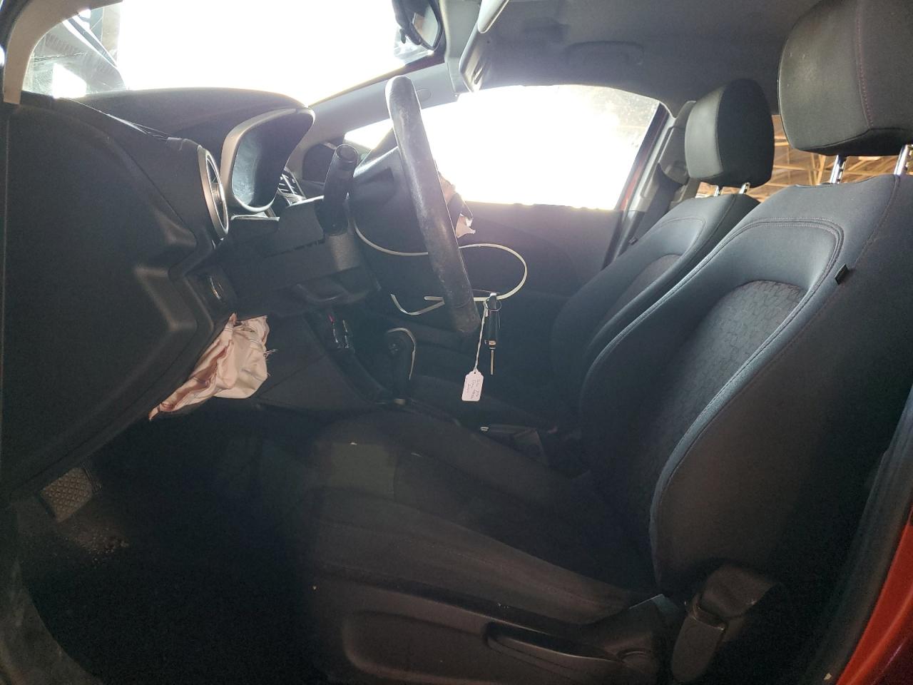 Chevrolet Sonic Lt Image 11