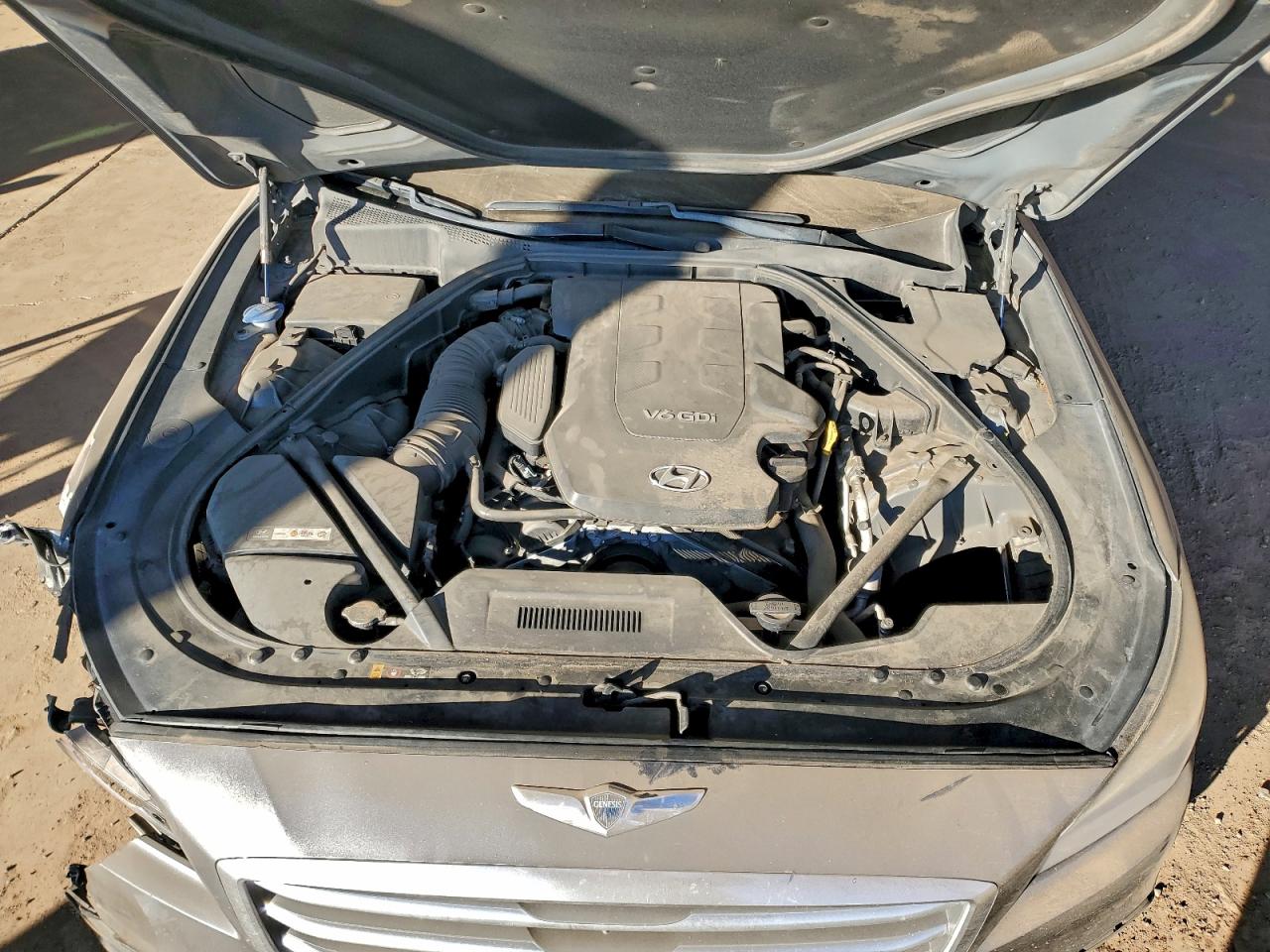 Hyundai Genesis 3.8l Image 8