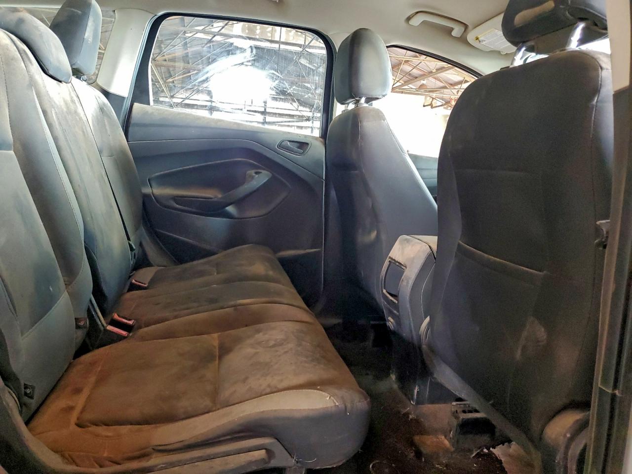 Ford Escape S Image 8