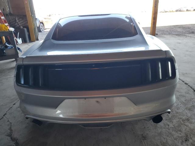 Ford Mustang Image 12