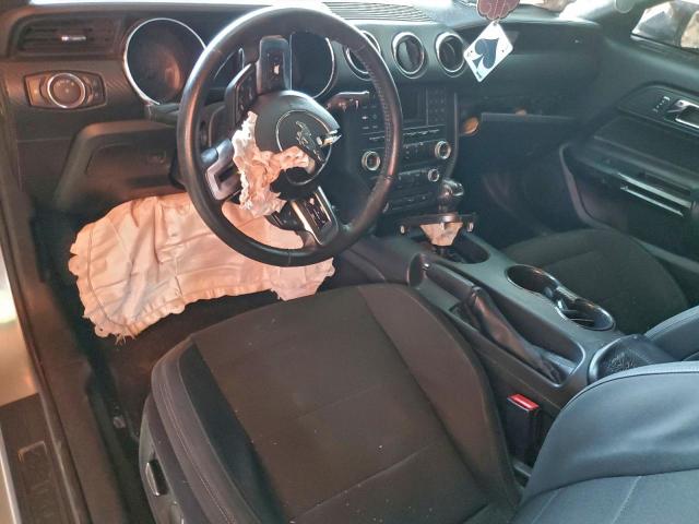 Ford Mustang Image 5