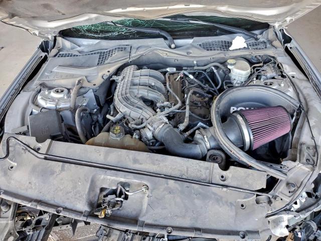 Ford Mustang Image 11